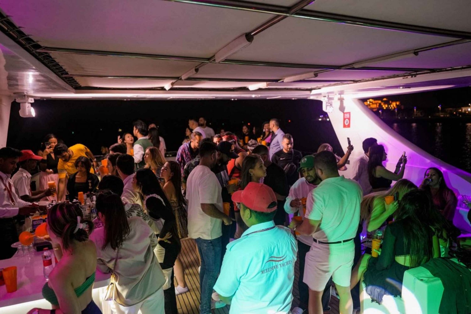 Dubai: Marina Yacht Party with BBQ, Unlimited Drinks and DJ