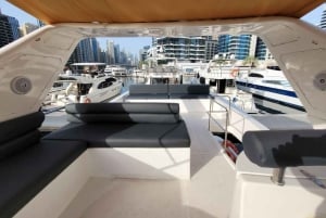 Dubai Marinan ylellinen jahtikierros: AinDubai, JBR ja satama (1 tunti)