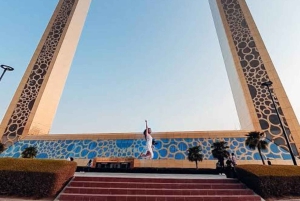 Dubai: Miracle Garden, Global Village und Dubai Frame