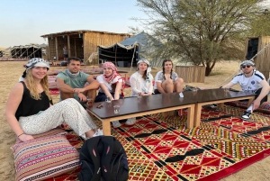 Dubai: Morning Camel Safari & Breakfast at Al Marmoom Oasis