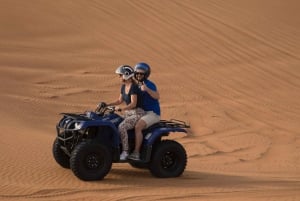 Dubai: Morning Desert Safari with Sandboarding & Camel Ride
