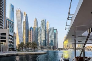 Dubai: Aamun venesatamakrusiili Ain Dubailla ja grillateria