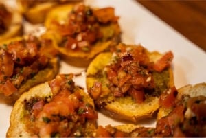 Dubai: New Year Celebration on Yacht - Fireworks, DJ, Drinks