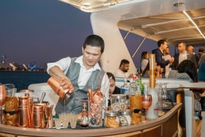 Dubai: New Year Celebration on Yacht - Fireworks, DJ, Drinks