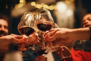 Dubai: New Year Celebration on Yacht - Fireworks, DJ, Drinks