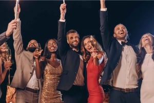 Dubai: New Year Celebration on Yacht - Fireworks, DJ, Drinks