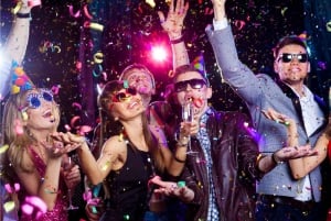 Dubai: New Year Celebration on Yacht - Fireworks, DJ, Drinks