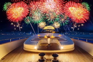 Dubai: New Year Eve Luxury Yacht Fireworks View & BBQ Cruise