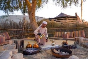 Dubai: Al Marmoomissa: Uudenvuodenaaton juhla & BBQ-illallinen Al Marmoomissa.