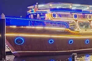 Dubai: New Year's Eve Cruise with Fireworks & Buffet Dinner