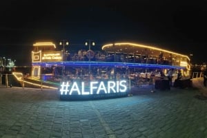 Dubai: Cena en crucero de lujo por el canal en Nochevieja