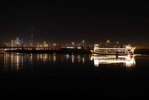 Dubai: Cena en crucero de lujo por el canal en Nochevieja