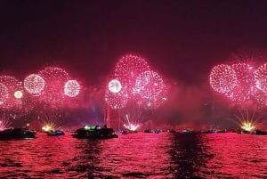 Дубай Лотус: новогодний фейерверк и ужин на круизе