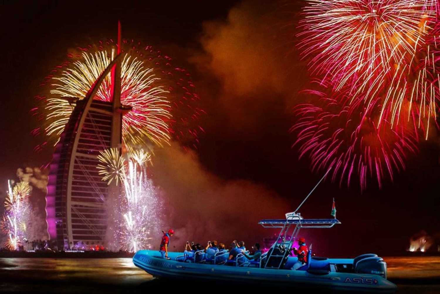 Dubai New Year's Eve Spectacular Live Fireworks Aboard in Dubai