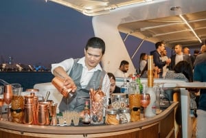 Dubai: New Years Yacht Party Fireworks, DJ, Drinks & Canapes