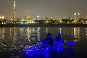 Dubai: Passeio noturno de caiaque com vista para o Burj Khalifa