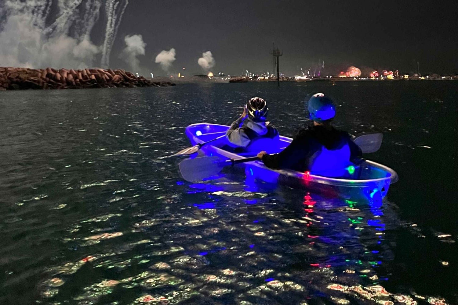 Dubai: Kajaktour bei Nacht