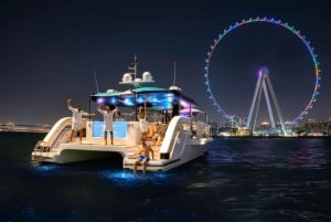 Dubai Harbour: Ozon-Yachtparty mit Live-DJ und offener Bar