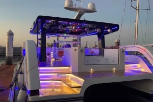 Dubai Harbour: Ozon-Yachtparty mit Live-DJ und offener Bar