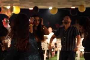 Dubai: Silvester-MegaYacht Lotus Feuerwerk & Dinner-Kreuzfahrt