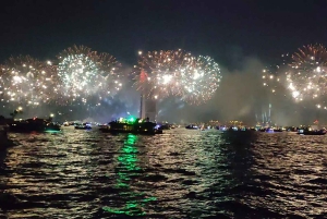 Дубай: новогодний круиз Ocean Empress с ужином и фейерверком