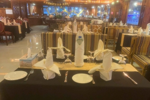 Дубай: новогодний круиз Ocean Empress с ужином и фейерверком