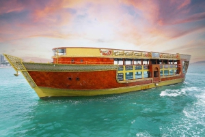 Дубай: новогодний круиз Ocean Empress с ужином и фейерверком