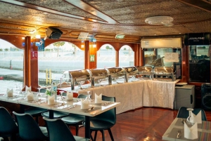 Dubai: Crucero panorámico en dhow con cena bufé y espectáculos en directo