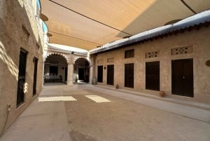 Dubai: Casco Antiguo, Zocos, Museos y Degustaciones con Abra