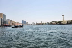 Dubai: rondleiding door de oude binnenstad met musea, soeks en boottocht