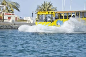 Dubai: Old town tour with Wonder Bus, souks, Creek and Guide