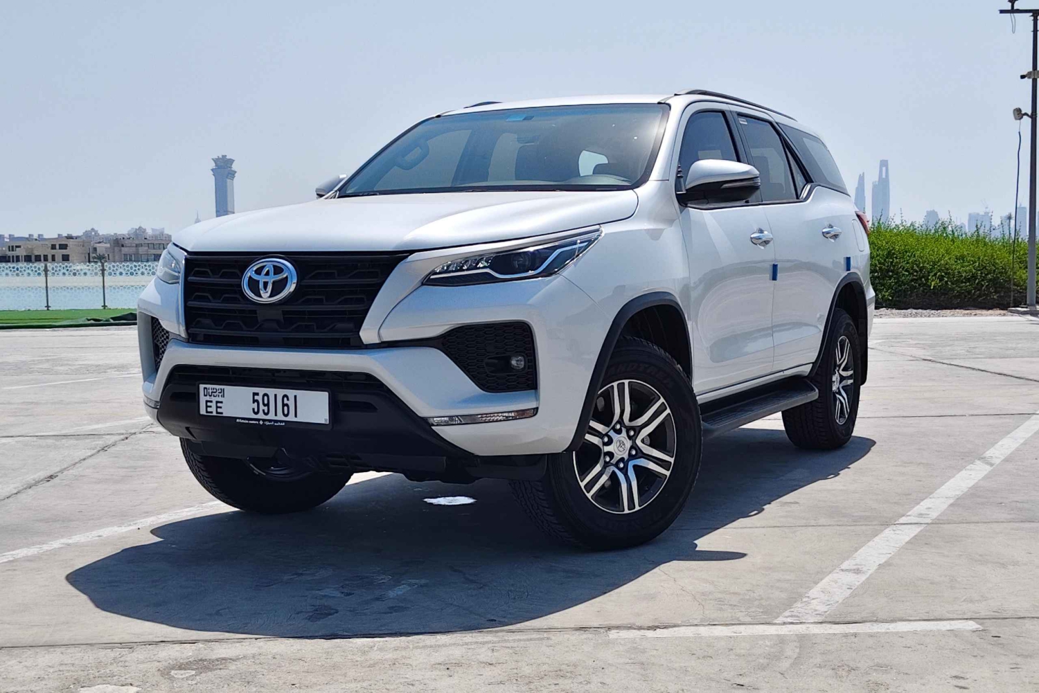 Dubai o Abu Dhabi: servizio di autista privato