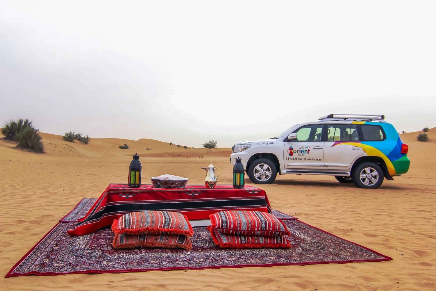 Dubai: Overnight Desert Safari with stay in Private Cabin