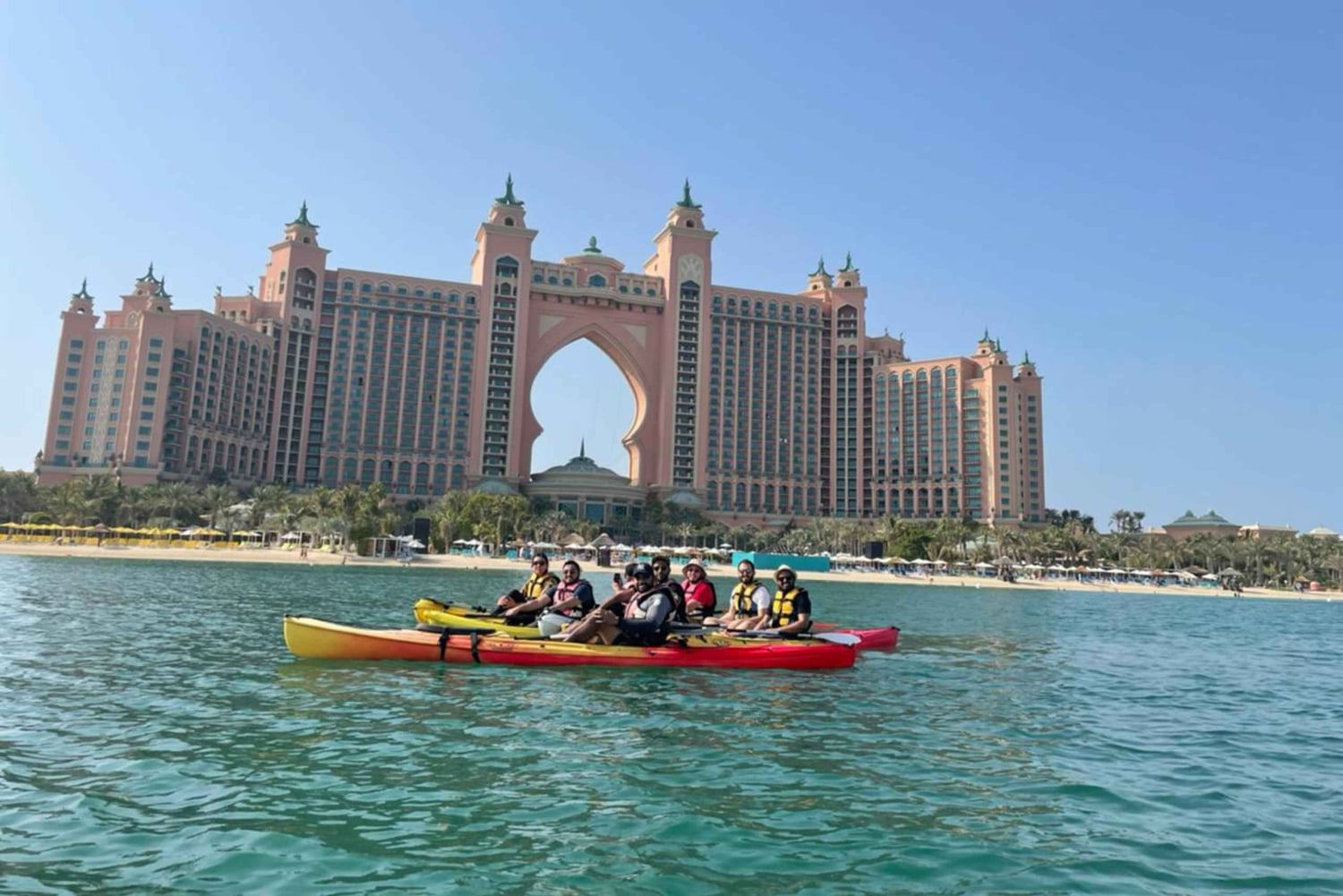 Dubai: Palm Jumeirah Guided Kayaking Tour