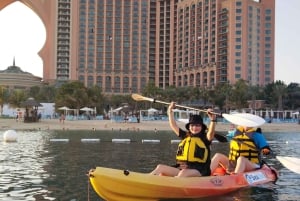 Dubai: Palm Jumeirah Guided Kayaking Tour