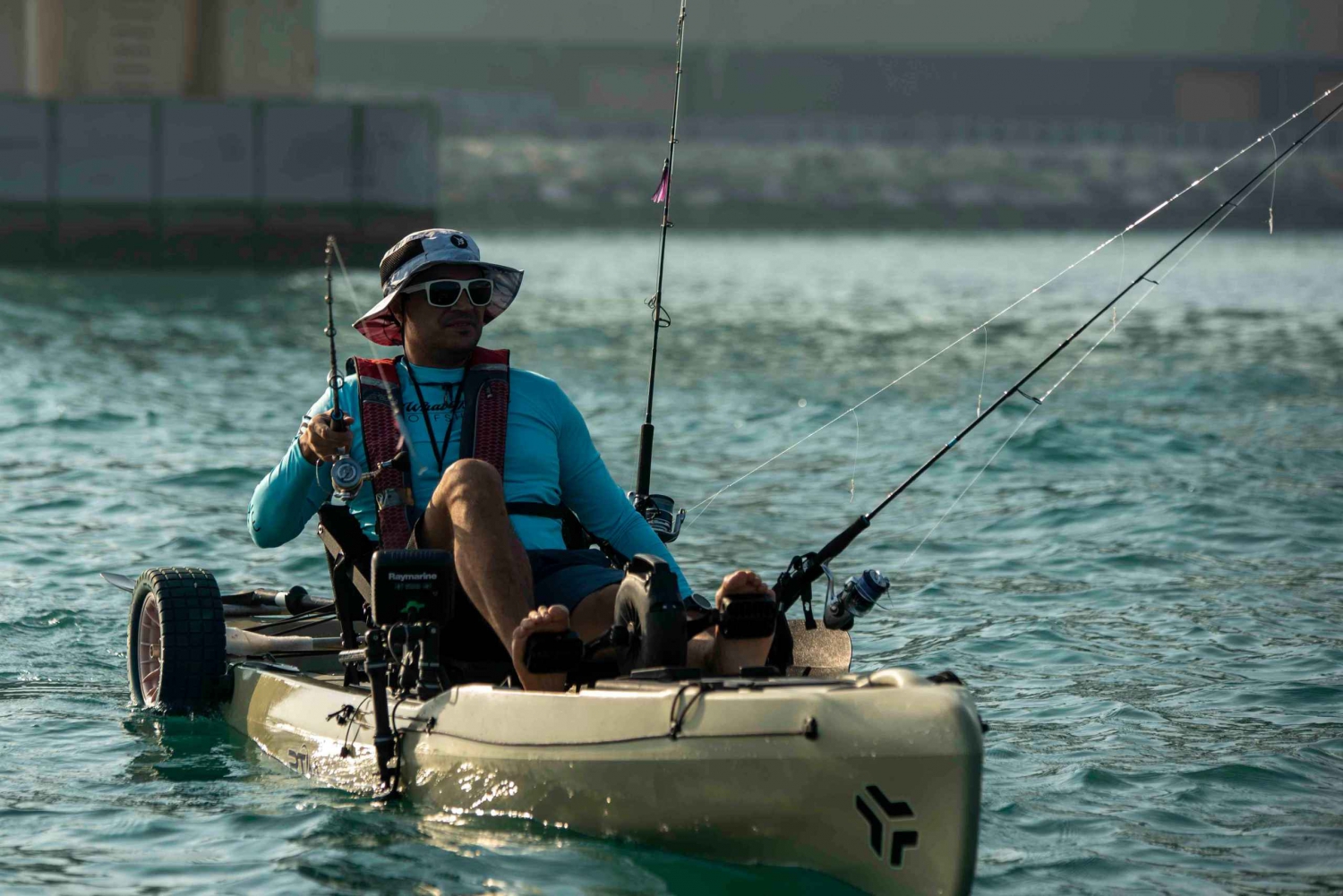 Dubai: Jumeirahin kämmenellä Kajak-kalastus Yksityinen kierros