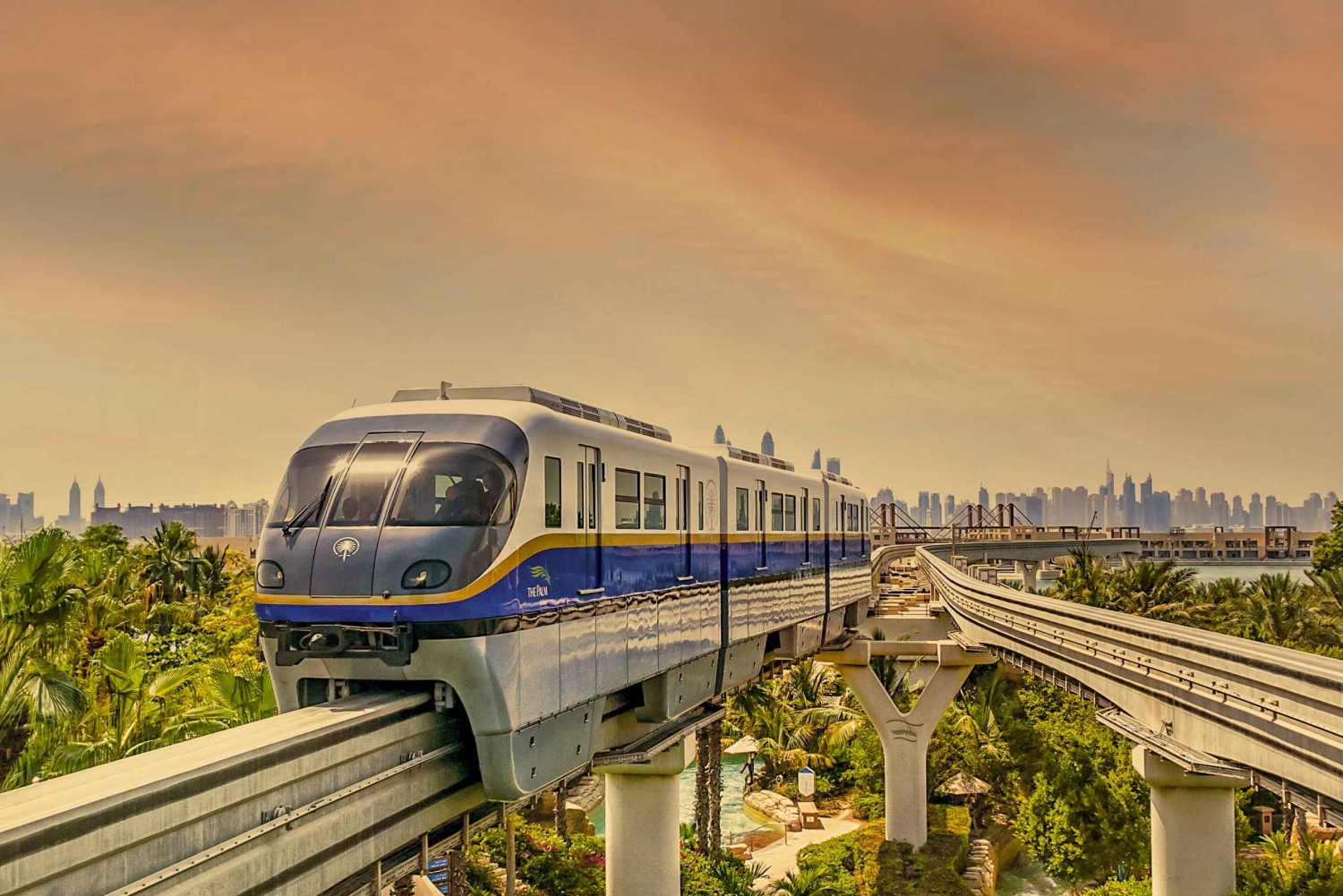 Dubai: Palm Jumeirah Monorail päiväpassi rajoittamattomilla matkoilla.