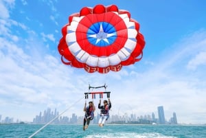 Dubai: Experiencia de Parasailing con vistas a la Palmera y a JBR
