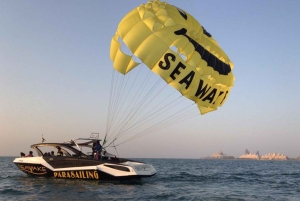 Dubai: Parasailing-eventyr over Dubais ikoniske kystlinje