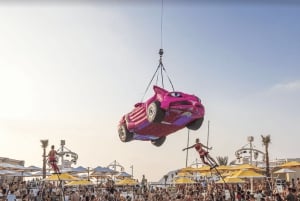 Dubai: Pool Party & Club Crawl with Drinks and Games