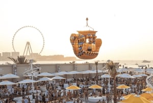 Dubai: Pool Party & Club Crawl with Drinks and Games