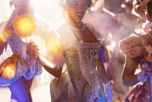 Dubai: Pool Party & Club Crawl with Drinks and Games