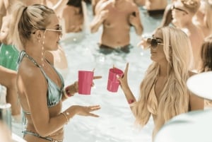 Dubai: Pool Party & Club Crawl with Drinks and Games