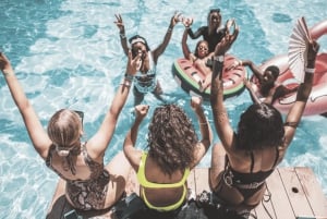 Dubai: Pool Party & Club Crawl with Drinks and Games