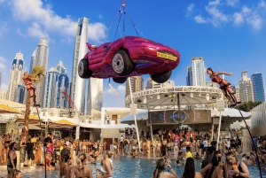 Dubái: fiesta en la piscina y discotecas con un autobús de fiesta y juegos
