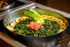 Dubaj: Premium Sahara Camp Safari, jazda na wielbłądzie i sandboarding