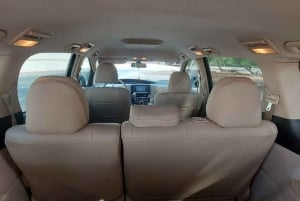 Dubai: Kia Carnival 7 persoons privé autohuur met chauffeur