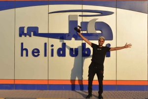 Dubaï : Visite privée de 12 minutes en hélicoptère + prise en charge gratuite à l'hôtel