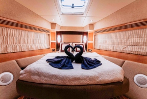 Dubaï : Croisière privée sur un yacht de luxe de 56 pieds