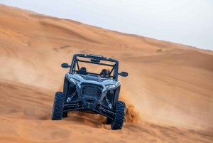 Dubai: Dune Buggy private, giro in cammello e sand boarding!